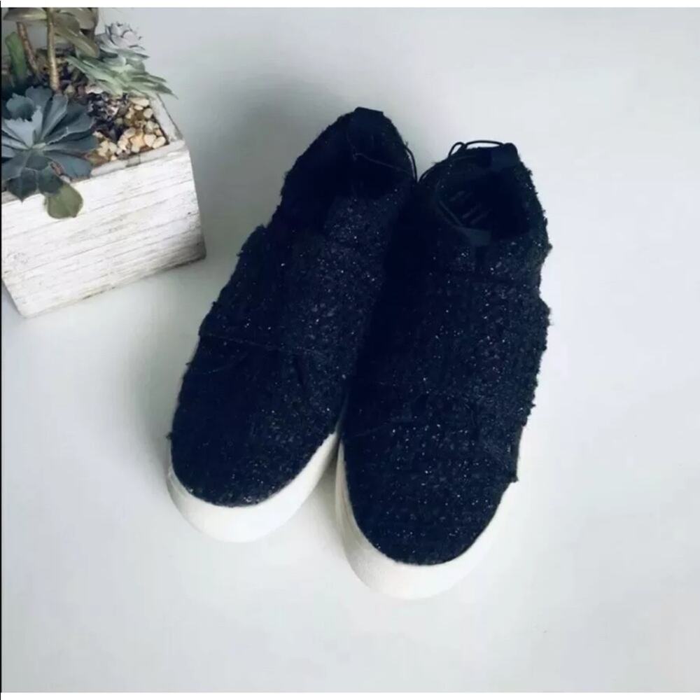 DV By Dolce Vita SZ 7.5 'Lamar' Sparkly Sneakers Black Slip On - Picture 6 of 8